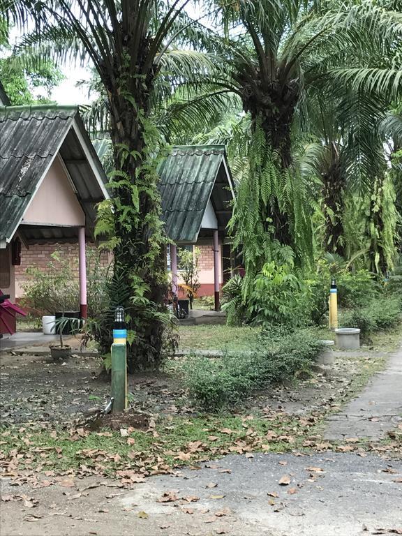 Cashew Nut Bungalows Hotel Ao Nang Ngoại thất bức ảnh