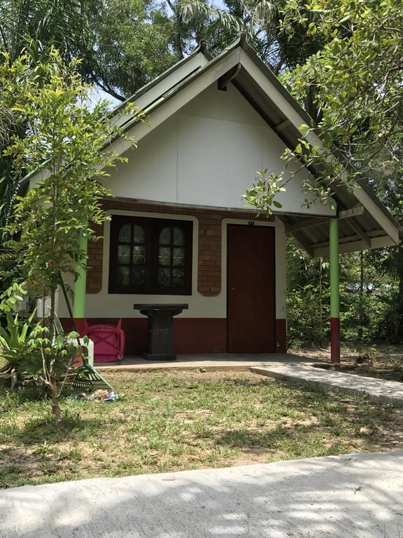 Cashew Nut Bungalows Hotel Ao Nang Ngoại thất bức ảnh