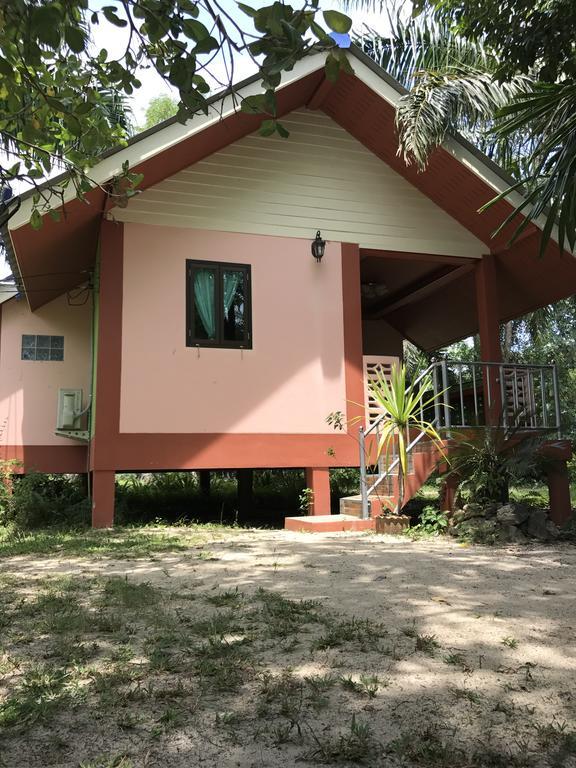 Cashew Nut Bungalows Hotel Ao Nang Ngoại thất bức ảnh