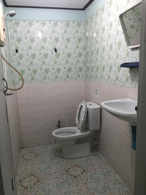 Cashew Nut Bungalows Hotel Ao Nang Ngoại thất bức ảnh